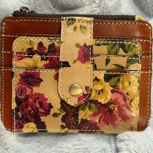 Patricia Nash coin and card